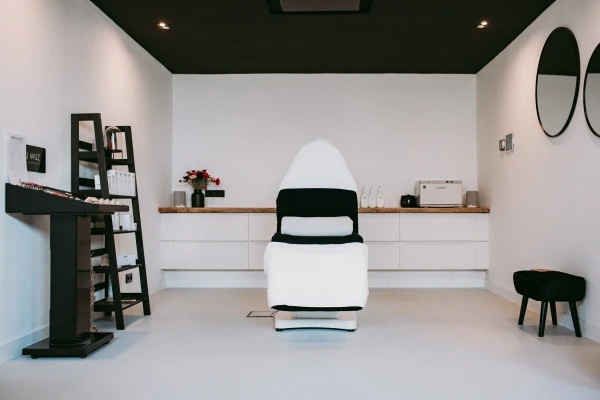 Sprankeling Beautycare salon de weere gezichtsbehandeling welness ontspanning