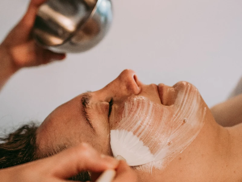 Peeling, huidverbetering, Hoogwoud salon Sprankeling Beautycare